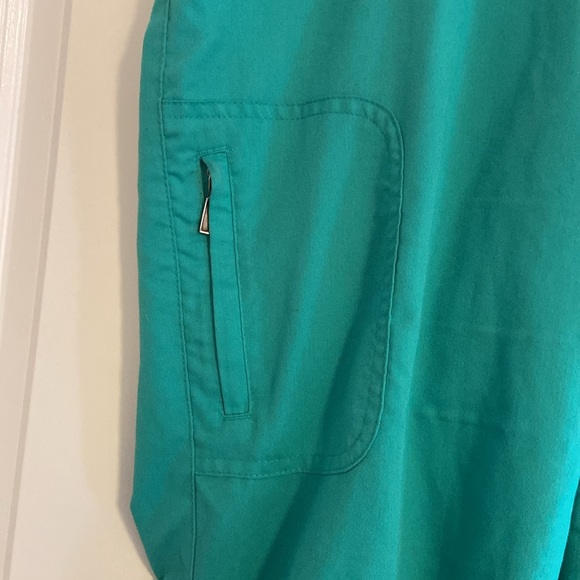 EUC barco greys anatomy size medium teal scrub pants - Picture 3 of 6